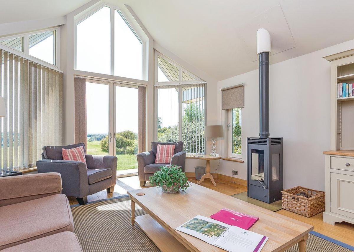 Swandown Lodges Чард Екстер'єр фото