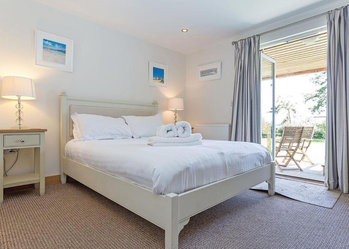 Swandown Lodges Чард Екстер'єр фото