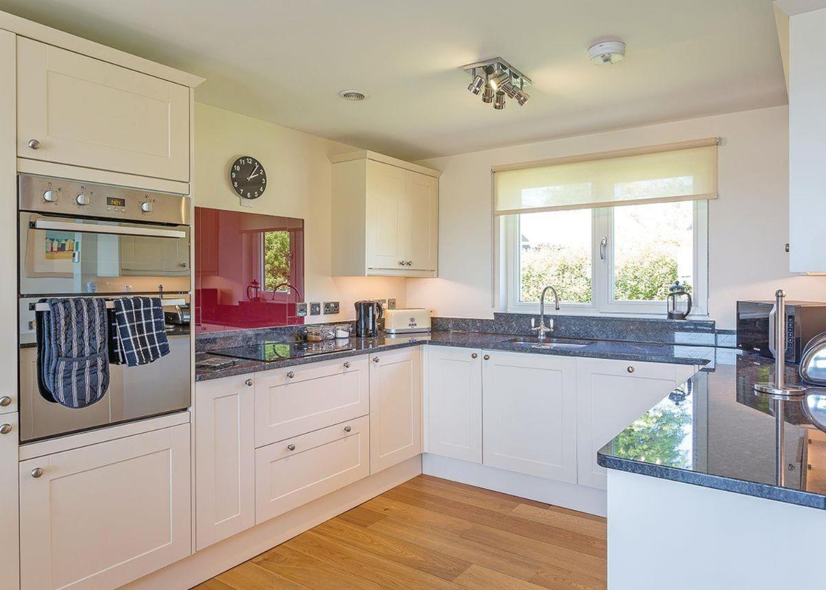 Swandown Lodges Чард Екстер'єр фото