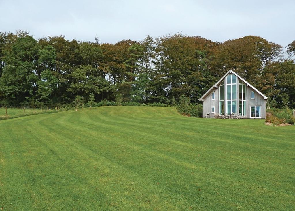 Swandown Lodges Чард Номер фото