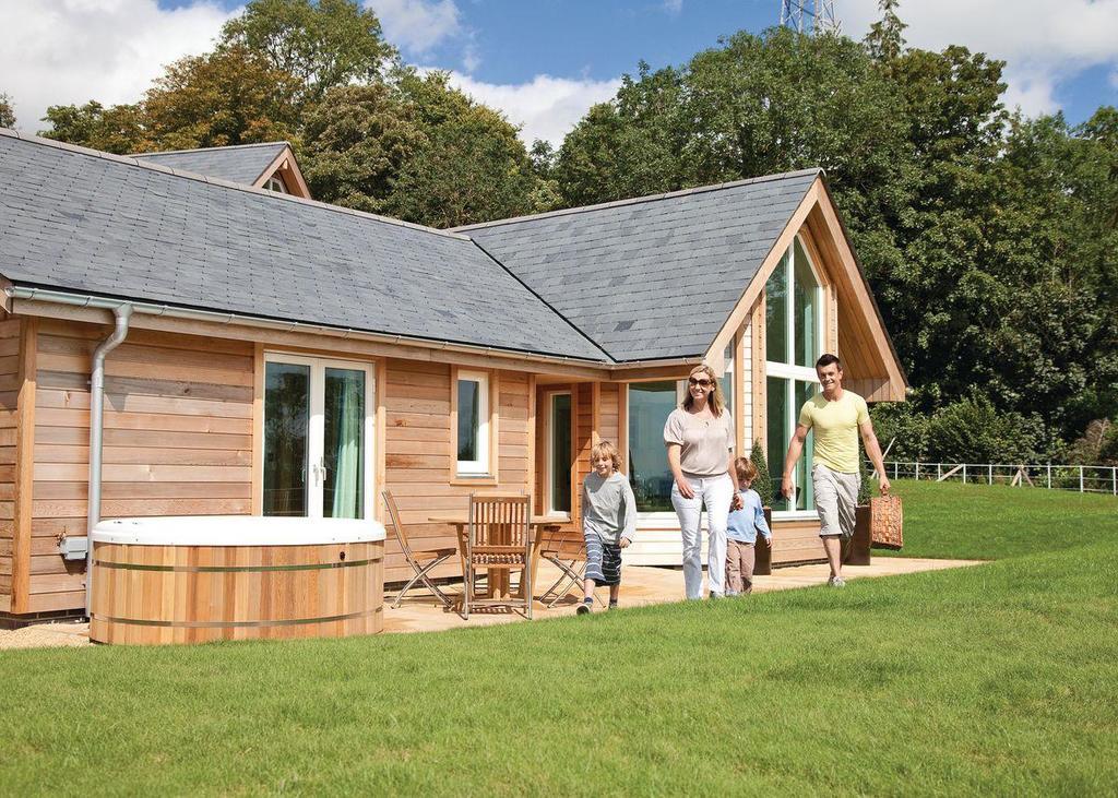 Swandown Lodges Чард Екстер'єр фото